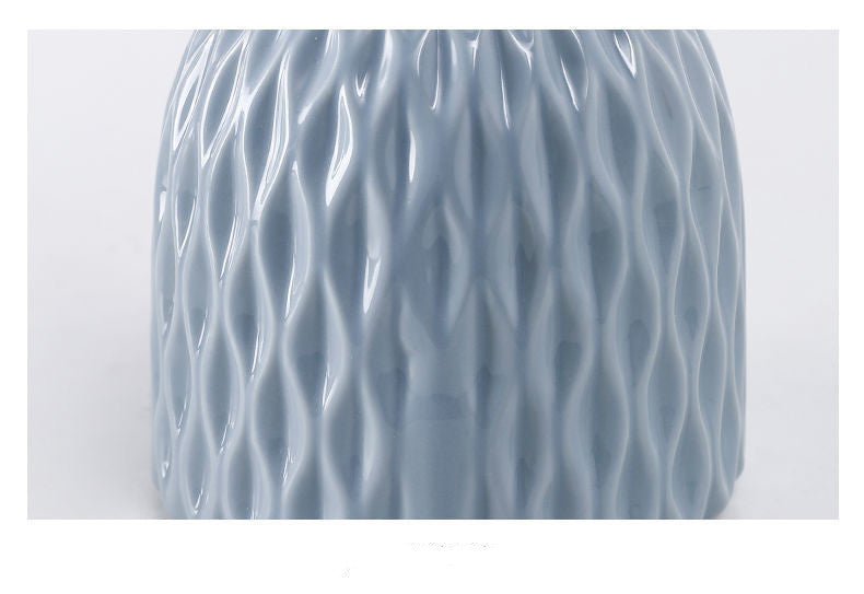 Light Luxury Elegance: Ceramic Vase"