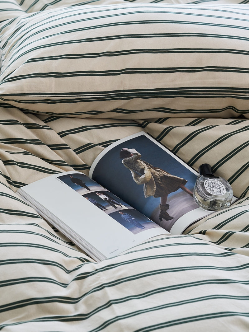 Elegant Comfort: Striped Cotton Bedding Set