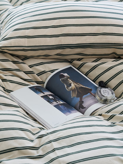 Elegant Comfort: Striped Cotton Bedding Set