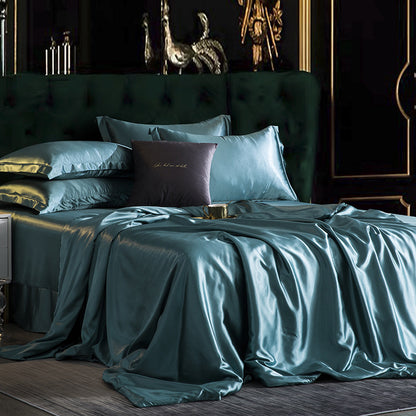 Modern Elegance Minimalism: Mulberry Silk Bedding Set